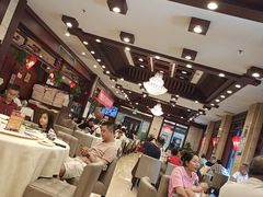 大堂-老浒记民俗酒楼(王府井店)