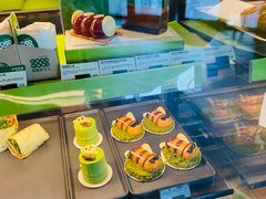 面包甜点陈列柜-星巴克臻选(南京艾尚天地店)