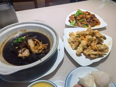 -老码头黑皮肘子锅包肉(赣水路店)