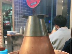 -炉小二铜锅牛蛙•川湘菜(三里屯店)