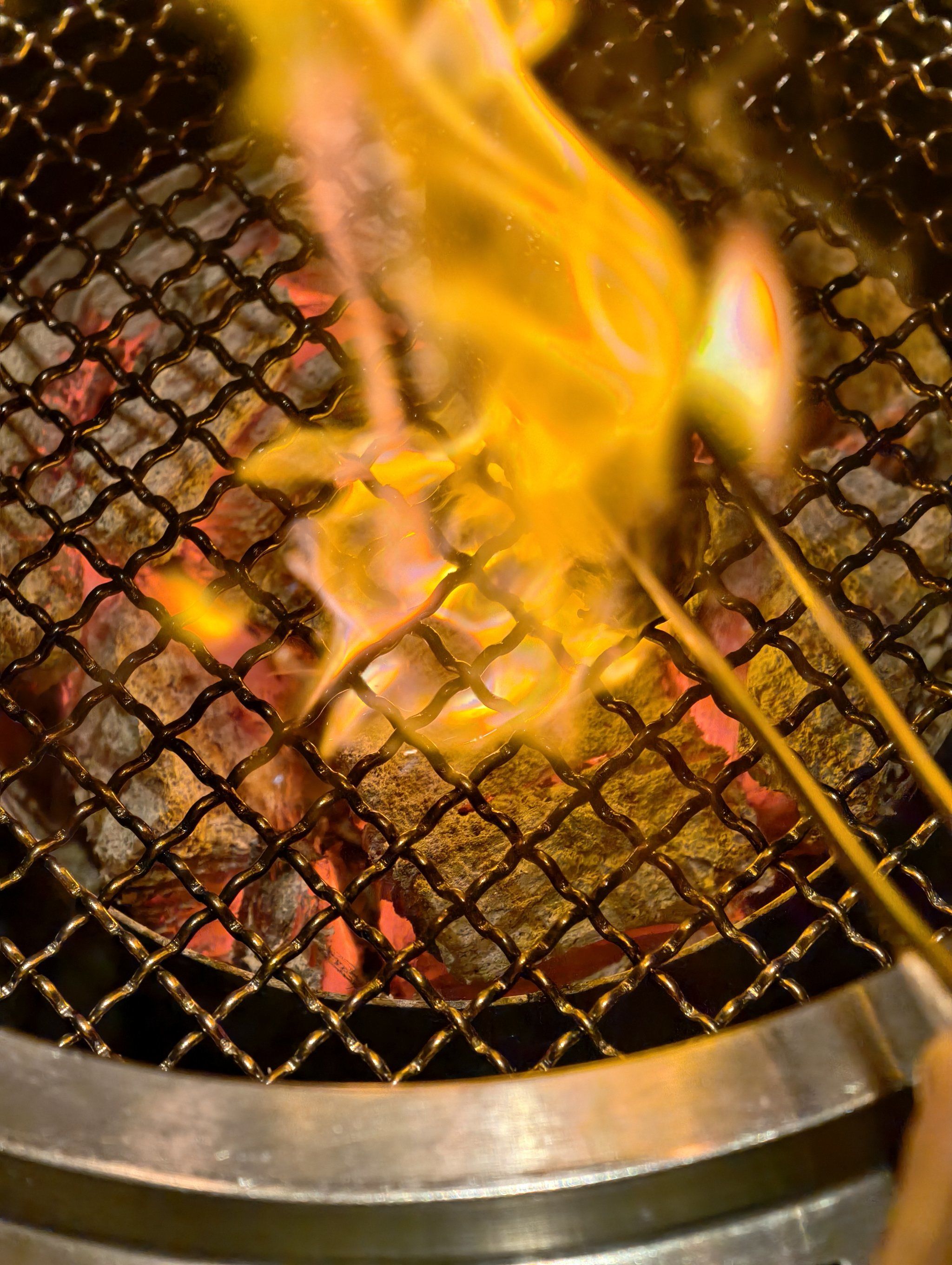 烤肉界的名店了,日式炭火烧肉.师傅技艺高