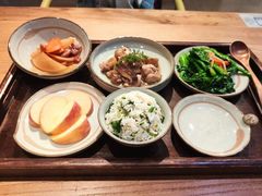 -山食间·中式营养轻餐(保利时光里店)