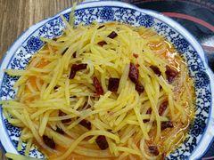 酸辣土豆丝-冬哥川菜馆(十梓街店)