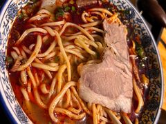 -伊穆祥牛肉面总店·清真
