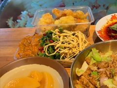 -聚合鑫东北熏酱熟食麻辣面(长阳店)