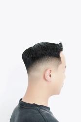 -老男孩男士理容馆·理发·烫染·修面