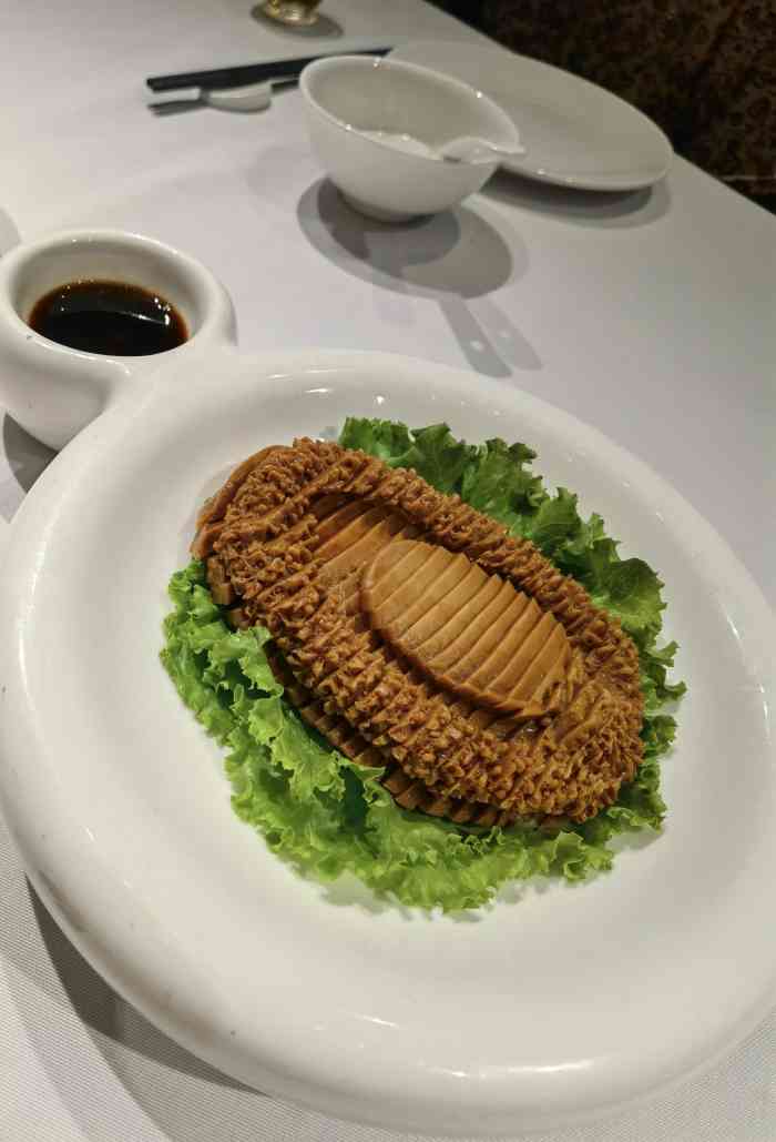 食庐(虹桥南丰城店)-"菜品比较清淡,很喜欢她家的松鼠桂鱼,外脆..."-