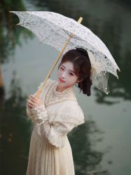 -一揽芳华汉服旗袍体验馆(拙政园店)