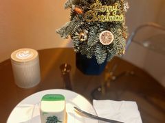 -Fridi Patisserie Cafe