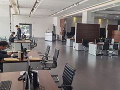 -浙江星杭奔驰4S店(海创园店)