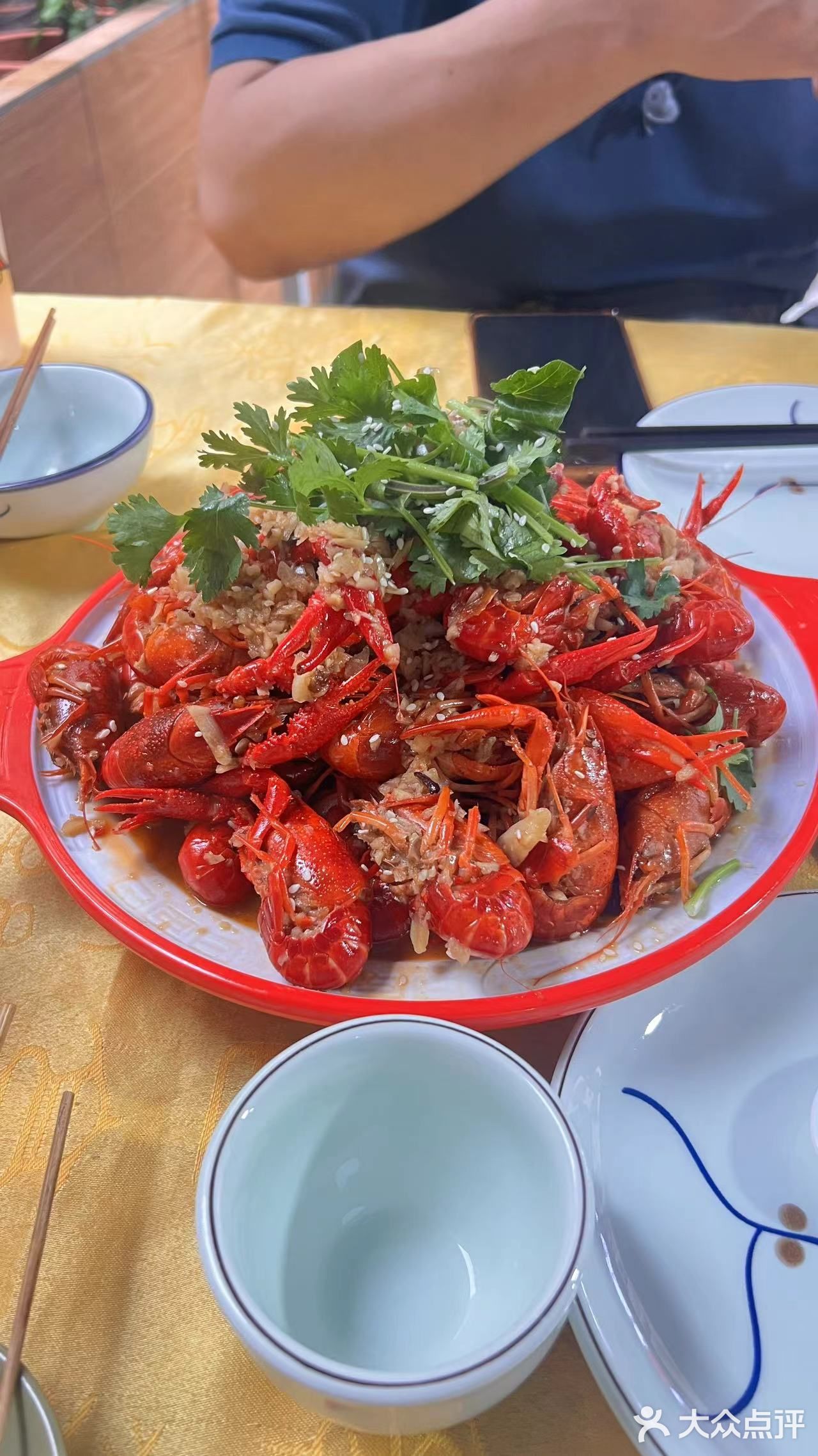 夏天就是要来点小龙虾，这家阔以