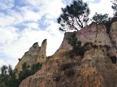-彩色沙林风景区