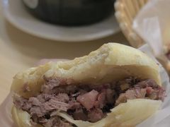 -闫家驴肉老店(华电一校店)