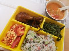 -上海徐汇区悦颐养老院