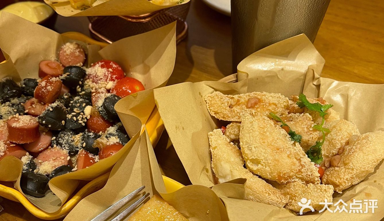 每次朋友来龙岗都会安利一下老表叹茶哈哈哈，便宜又好吃