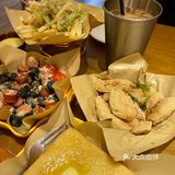 每次朋友来龙岗都会安利一下老表叹茶哈哈哈，便宜又好吃