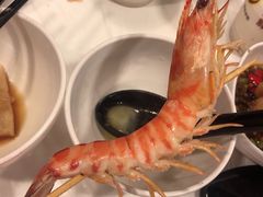 -鲜入围煮花胶鸡海鲜火锅