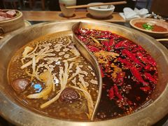 -潮火锅·麻辣牛肉火锅(观音桥方圆·LIVE店)