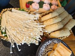 -湊湊火锅·茶憩(南京东路悦荟店)