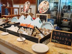 -大中华希尔顿酒店-念自助餐·嗨啤·小龙虾