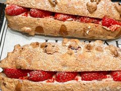 -HOT CRUSH趁热集合·现烤面包(上海环球港店)