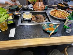 -臻牛烤肉