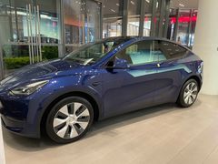 -TESLA 特斯拉(广州天环广场体验店)