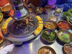 -釜山火炉·海鲜烤肉(紫藤路店)