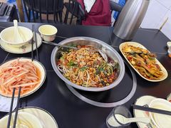 -周良天山牛杂城(天山路总店)