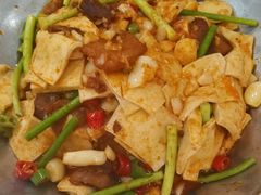 -天外天美食广场(哈尔滨路店)