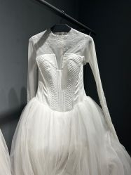 -Vera Wang婚纱礼服旗舰店