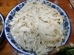 -牧人巷子·大锅羊汤·暴走牛骨(大成路店)