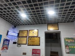 -覃肥叔桂林米粉(粮道街店)