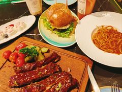 -DEEP·深美式餐吧(五棵松华熙LIVE店)