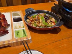 -老滇山寨•云南特色菜•地方菜•民族风情歌舞表演(金碧店)