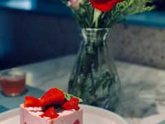 草莓外交官-蜜桃花开·中西融合菜E&W(南长街店)