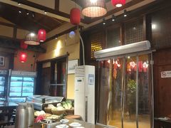 -富正毅三下锅·湘西韵味(天门山索道店)