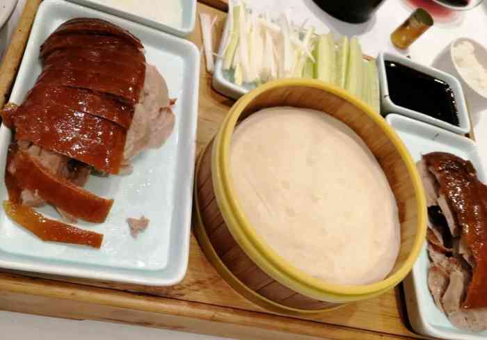 土菜王(中山桥店)-"土菜王,老区巷子里面的菜馆,门口可免费停.