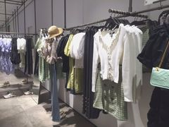 -URBAN REVIVO(荟聚中心店)