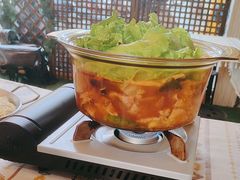 -满格嗦新疆椒麻鸡火锅.炒米粉(川大江安校区店)