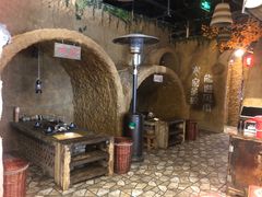 -破瓦寒窑·地摊烤羊排