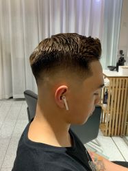 -MARTIN'S BARBER SHOP男士理发馆