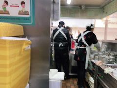 -芳婆糕团店(王府大街店)