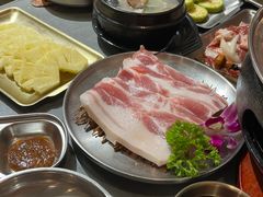 -围炉肉舍丹东海鲜烤肉·烤活鳗(步行街店)