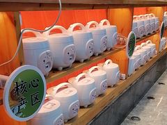 -阿瓦山寨·湘菜现炒·剁椒鱼头王(咸阳总店)