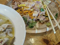 -花溪雨·森林餐厅(石基店)