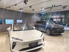 -蔚来中心(北京中关村店)