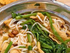 -柳州肥姨妈大骨螺蛳粉(沙河店)