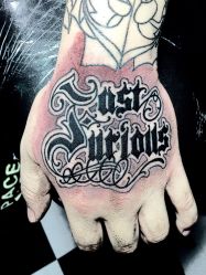 -Black Tattoo Studio