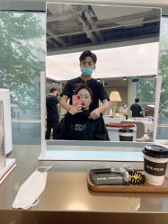 -变画·发型STUDIO